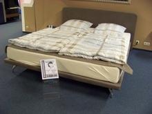 Anklicken für vergrößerte Ansicht