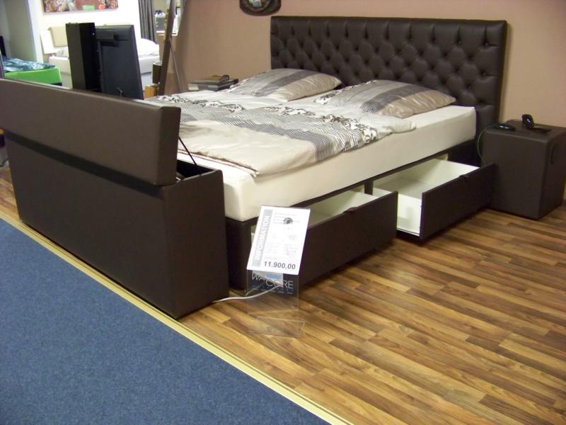 Anklicken für vergrößerte Ansicht